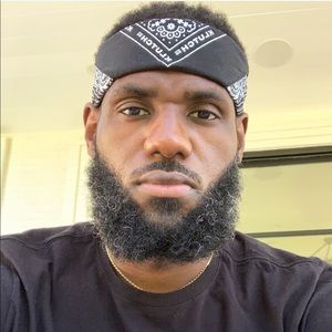 Meet your Posher, Adrian